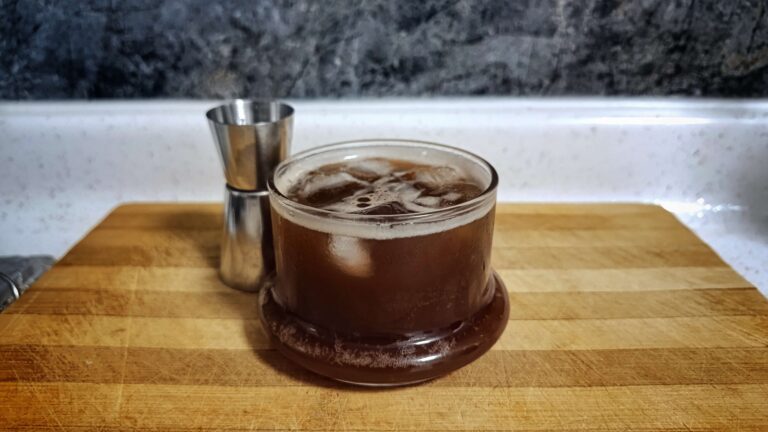 West Turkish Stout Kiss (Iced): A refreshing and bold fusion crafted with white mulberry, pineapple juice, ice, club soda, a double shot of espresso, and finished with a dark stout or Irish stout beer.